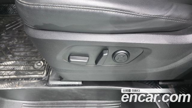Hyundai Staria 2022 — photo 24