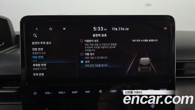 Hyundai Staria 2022 — photo 30