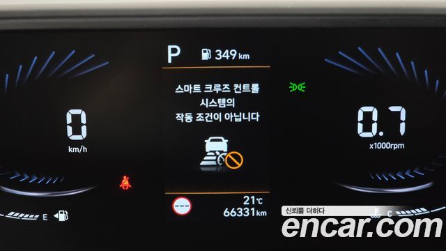 Hyundai Staria 2022 — photo 31