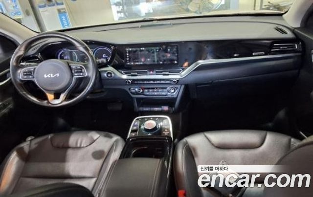 Kia Niro 2023 — photo 2