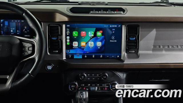 Ford Bronco 2023 — photo 20