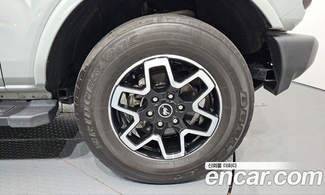 Ford Bronco 2023 — photo 7