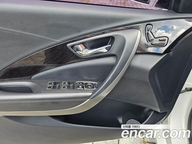 Hyundai Grandeur 2014 — photo 11