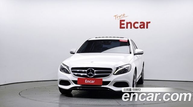Mercedes-Benz C-Class 2017 — photo 3