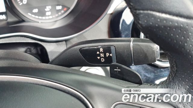 Mercedes-Benz C-Class 2017 — photo 12