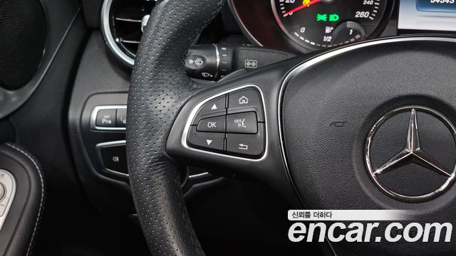 Mercedes-Benz C-Class 2017 — photo 23