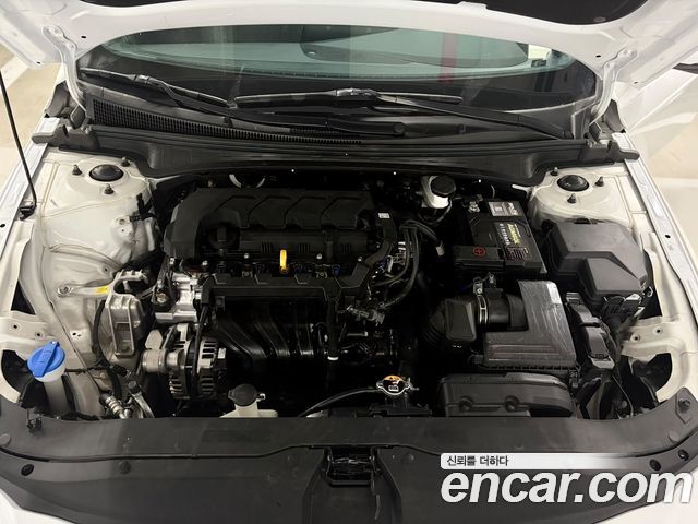 Hyundai AVANTE 2024 — photo 6