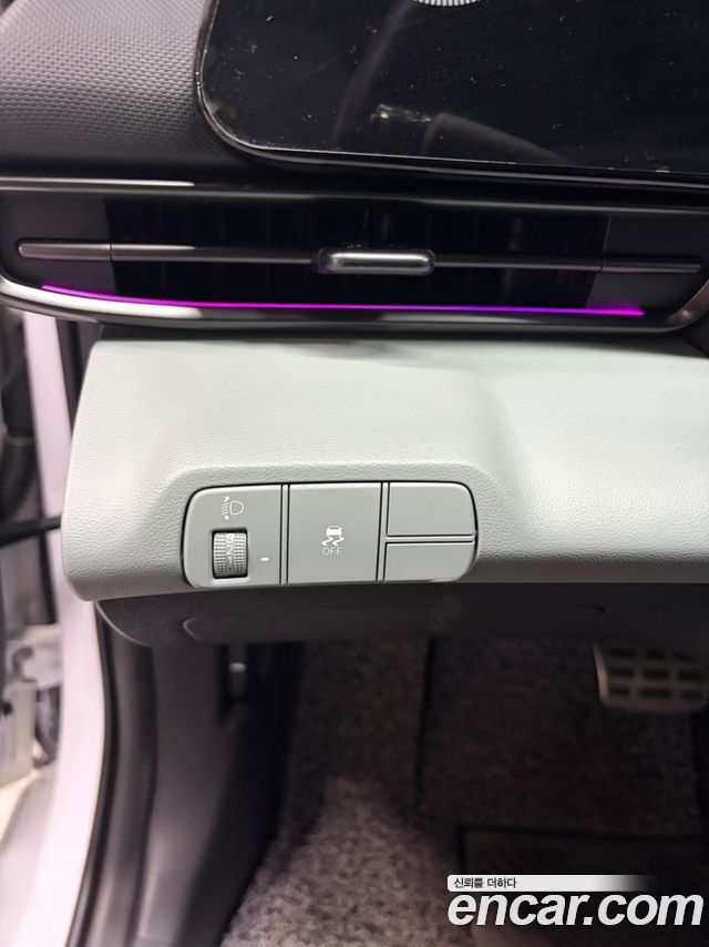 Hyundai AVANTE 2024 — photo 13