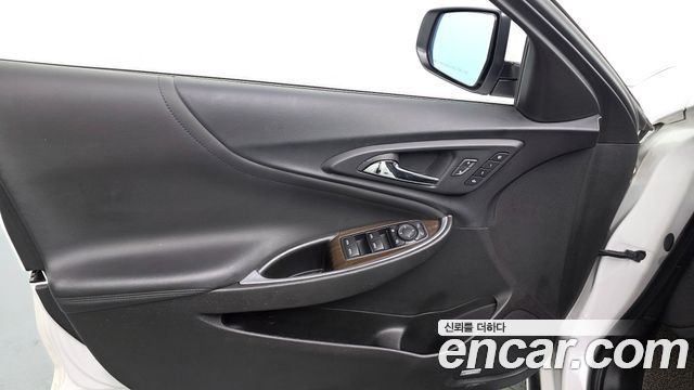 Chevrolet Korea Malibu 2018 — photo 14