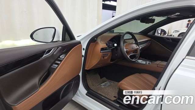 Genesis G80 2022 — photo 13