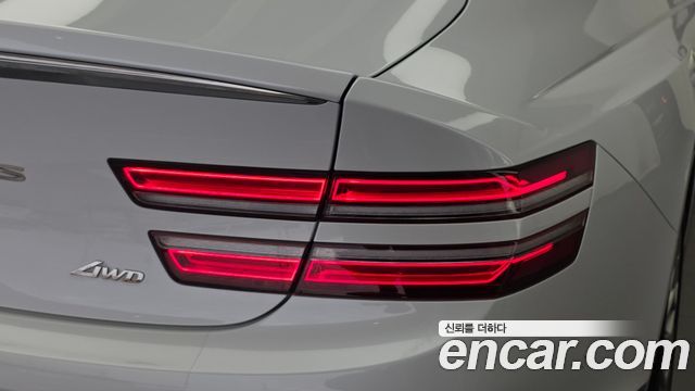 Genesis G80 2022 — photo 9