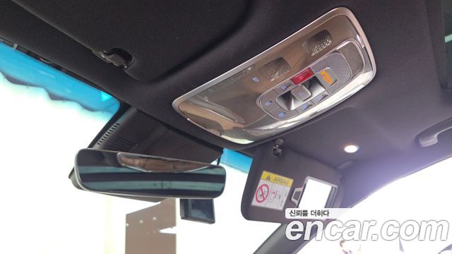 Genesis G80 2022 — photo 30
