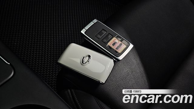 Renault Korea SM6 2020 — photo 25