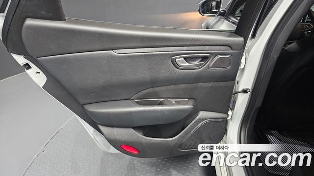 Renault Korea SM6 2020 — photo 15