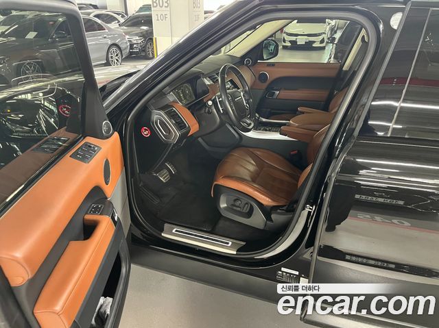 Land Rover Range Rover Sport 2017 — photo 6