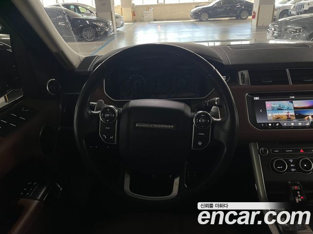Land Rover Range Rover Sport 2017 — photo 9