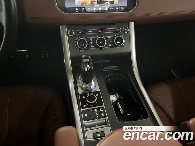 Land Rover Range Rover Sport 2017 — photo 12