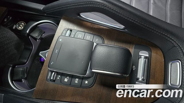 Mercedes-Benz GLS-Class 2021 — photo 24