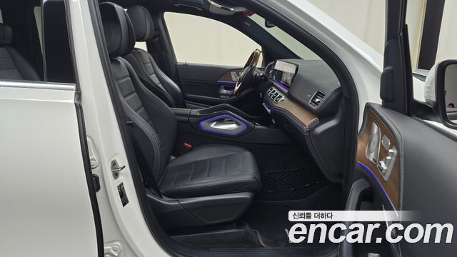 Mercedes-Benz GLS-Class 2021 — photo 16