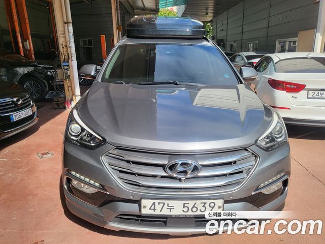Hyundai Santafe 2016 — photo 1