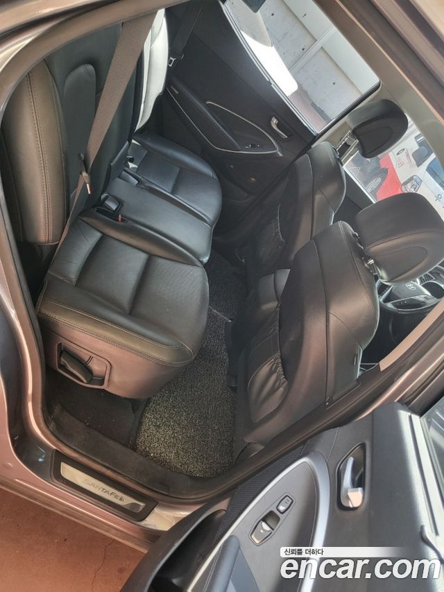 Hyundai Santafe 2016 — photo 15