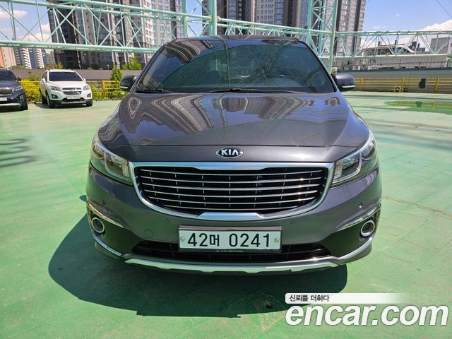 Kia Canival 2016 — photo 3
