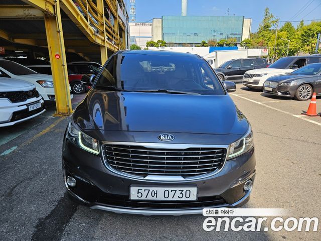 Kia Canival 2017 — photo 3