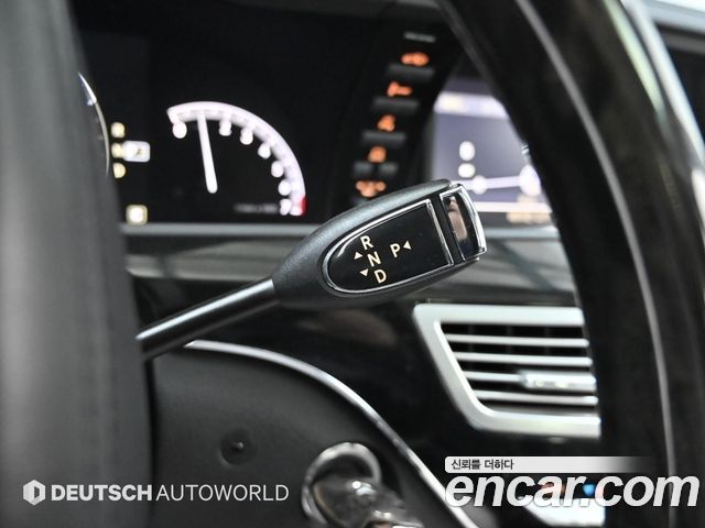 Mercedes-Benz S-Class 2012 — photo 9
