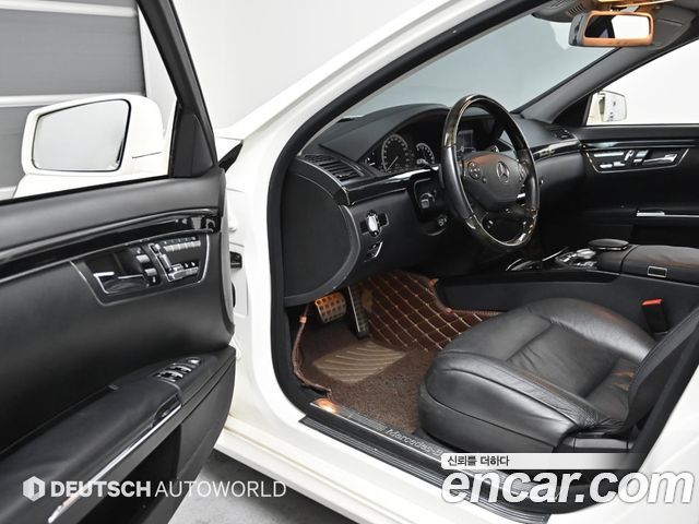 Mercedes-Benz S-Class 2012 — photo 11
