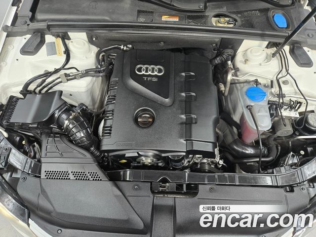 Audi A4 2012 — photo 13