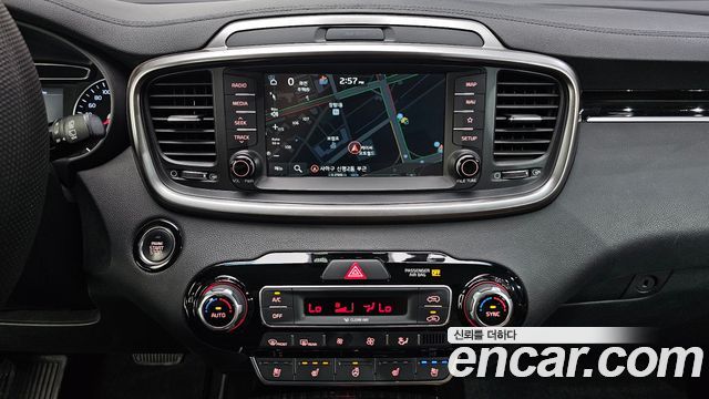 Kia Sorento 2018 — photo 20