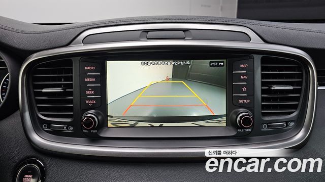 Kia Sorento 2018 — photo 21