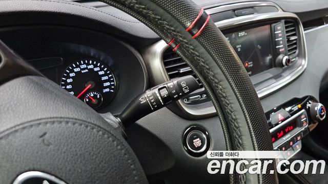 Kia Sorento 2018 — photo 25