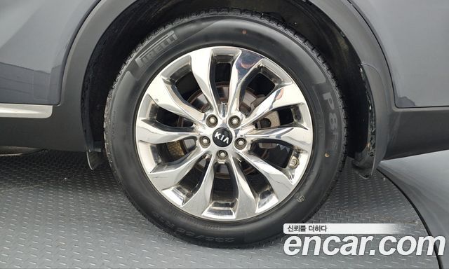 Kia Sorento 2018 — photo 7