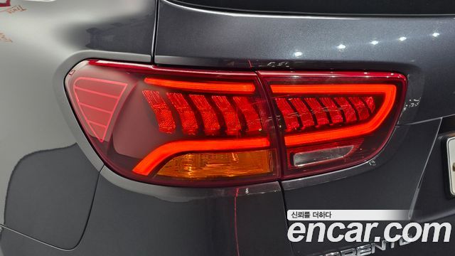 Kia Sorento 2018 — photo 9