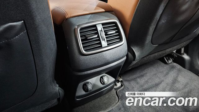 Kia Sorento 2018 — photo 29