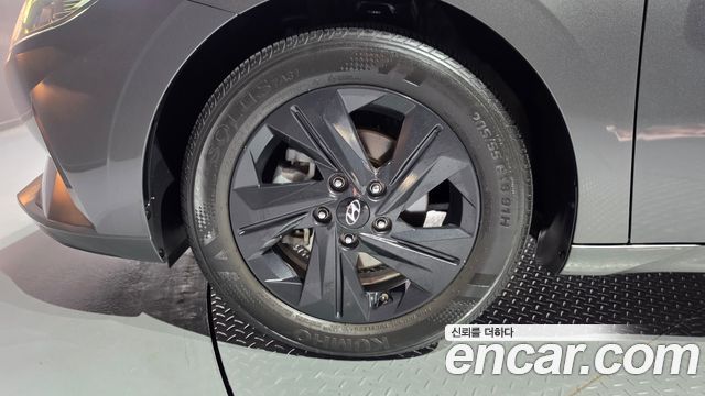 Hyundai AVANTE 2023 — photo 5