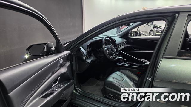 Hyundai AVANTE 2023 — photo 13