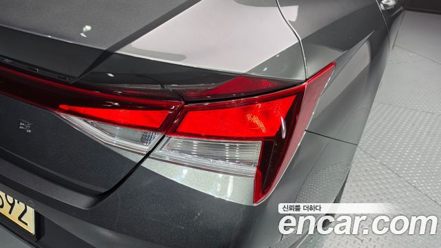 Hyundai AVANTE 2023 — photo 9