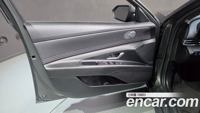 Hyundai AVANTE 2023 — photo 14