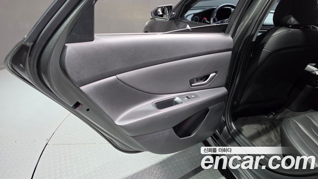 Hyundai AVANTE 2023 — photo 15