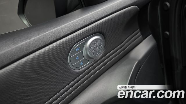 Hyundai AVANTE 2023 — photo 27