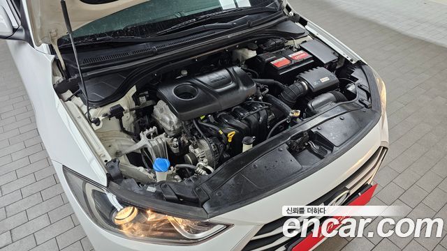 Hyundai AVANTE 2018 — photo 6