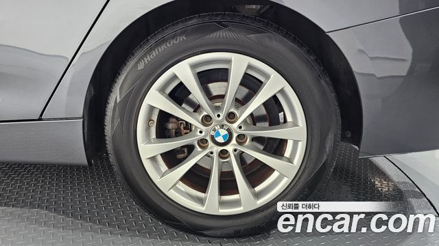 BMW Gran Turismo 2020 — photo 7