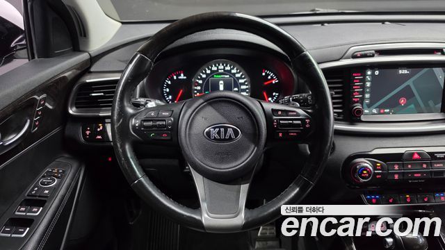 Kia Sorento 2017 — photo 19