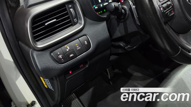 Kia Sorento 2017 — photo 24