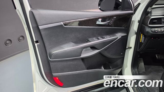 Kia Sorento 2017 — photo 14