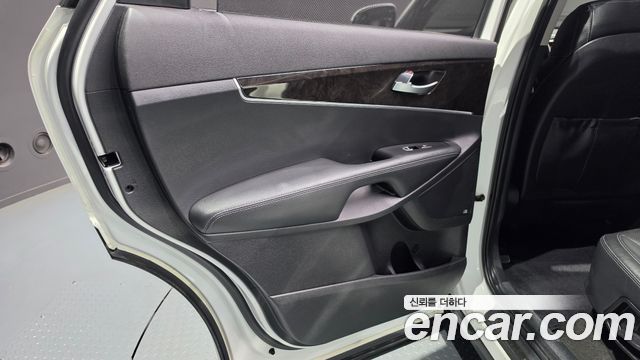 Kia Sorento 2017 — photo 15