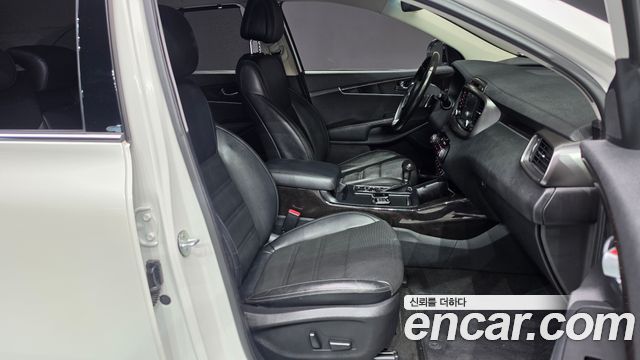 Kia Sorento 2017 — photo 16