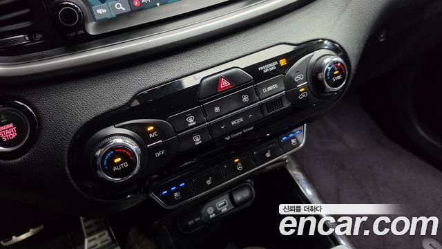 Kia Sorento 2017 — photo 28